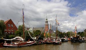 2005-08-04 Leer Traditionschiffertreffen 209-1_51.jpg